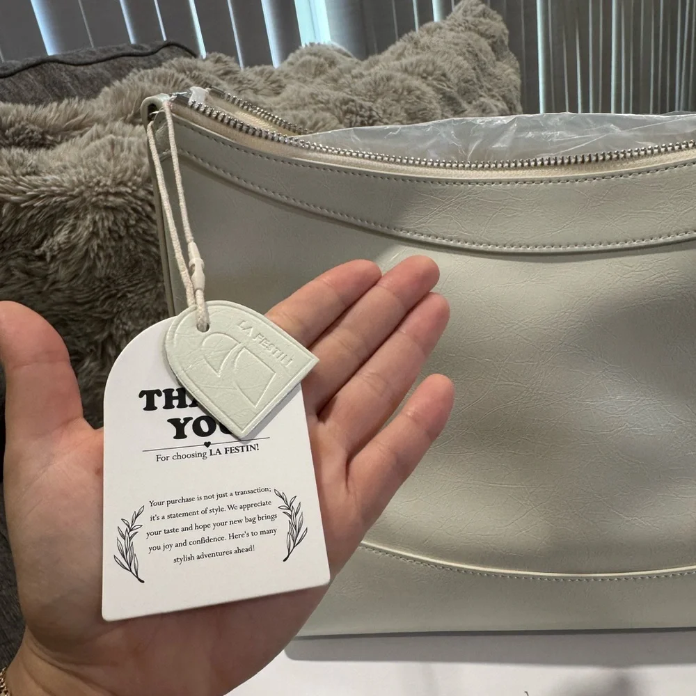 ONE DAY SALE✨  LA FESTIN luxury hobo Cream  Bag